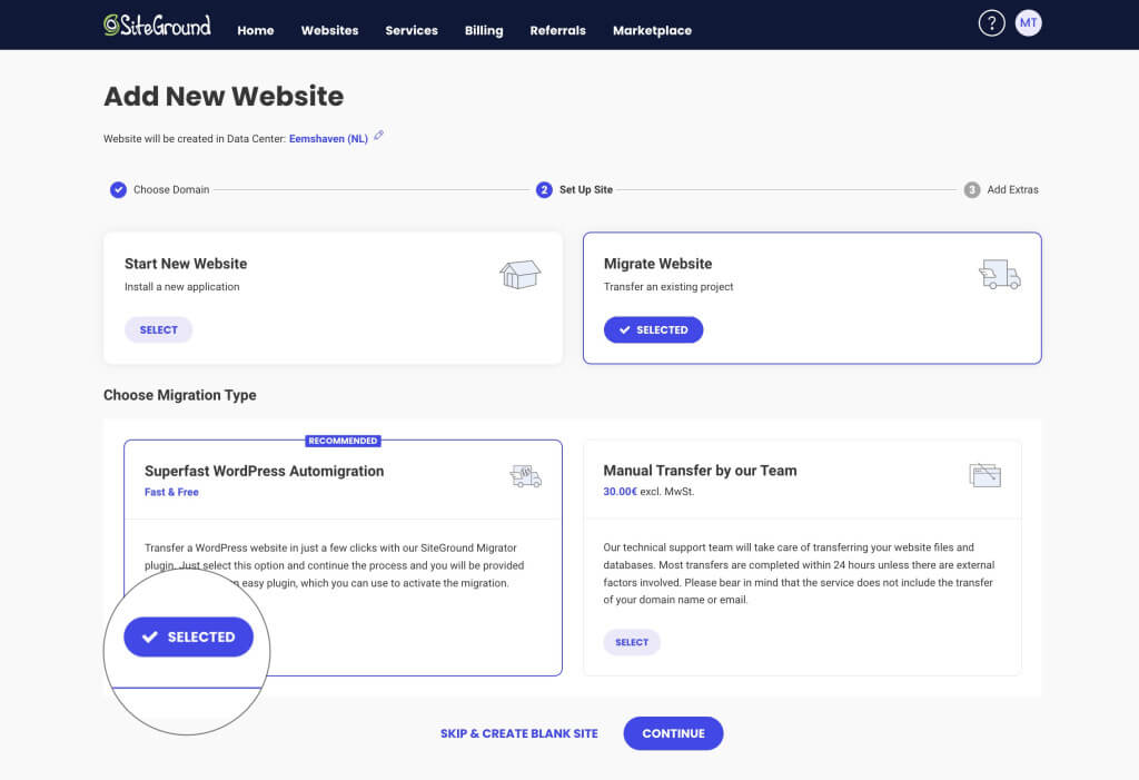 A screenshot of the second step of the setup wizard for adding a new website. Shows the option to either start a new site or migrate a website. The migrate option shows two sub-options - to use the SiteGround Migrator plugin or request a manual transfer.